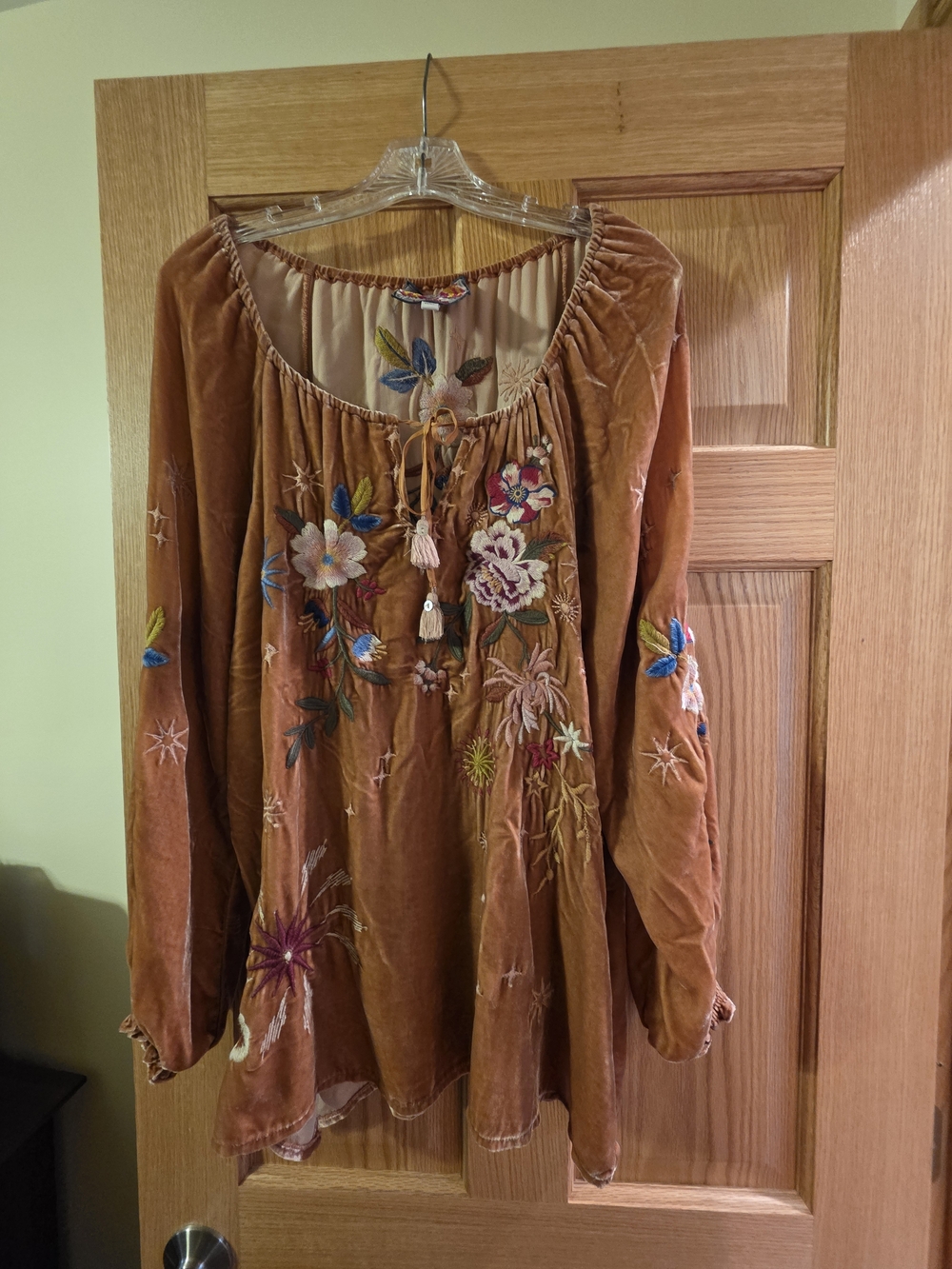 Johnny Was Embroidered Velvet Tunic in Dusty Peach Size Large